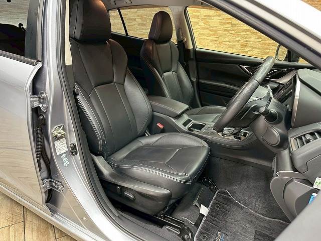 インプレッサスポーツ2.0i-L EyeSight ブラックレザーセレクション 内装他