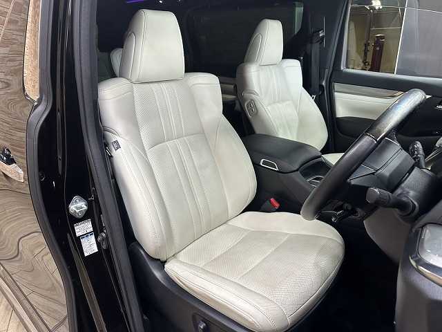 アルファードハイブリッドExecutive Lounge S 内装他