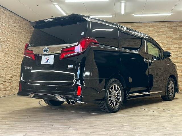 トヨタ アルファードハイブリッドの画像16