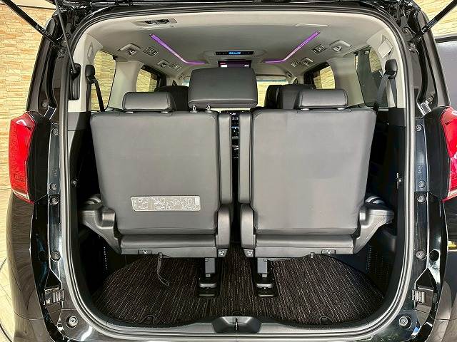 トヨタ アルファードの画像13