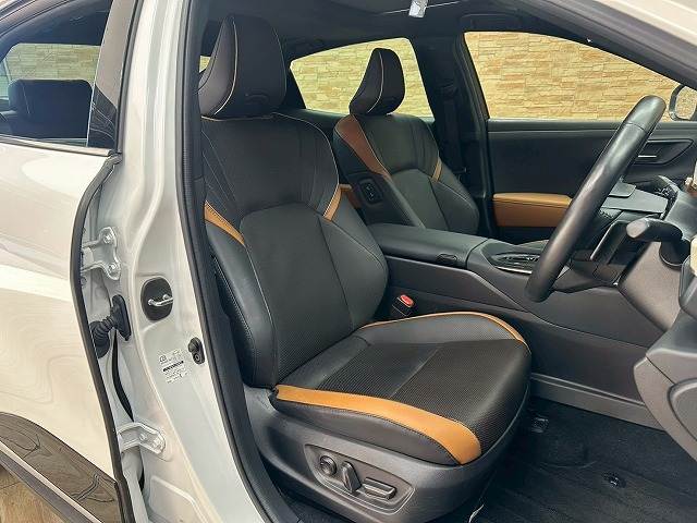 クラウンクロスオーバーRS “Advanced” 内装他