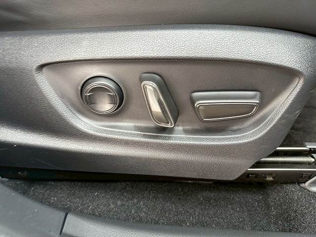 トヨタ クラウンクロスオーバーの画像8