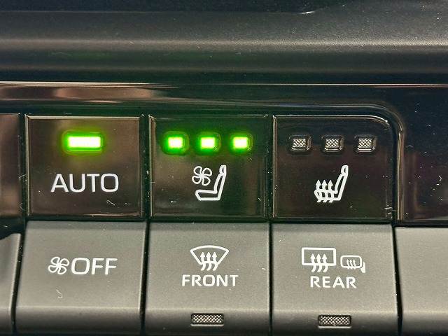 トヨタ クラウンクロスオーバーの画像9