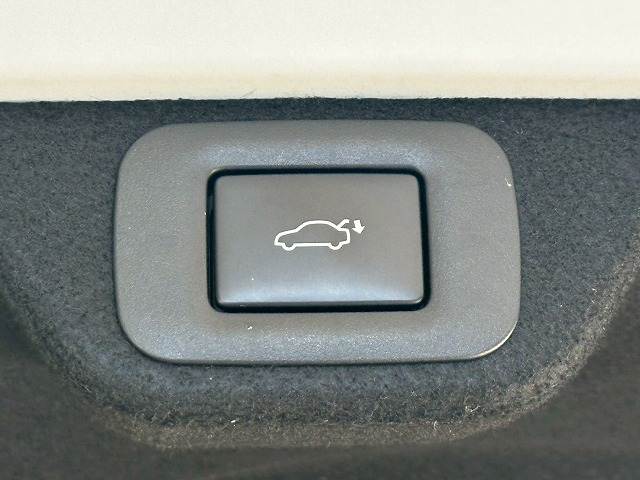 トヨタ クラウンクロスオーバーの画像10