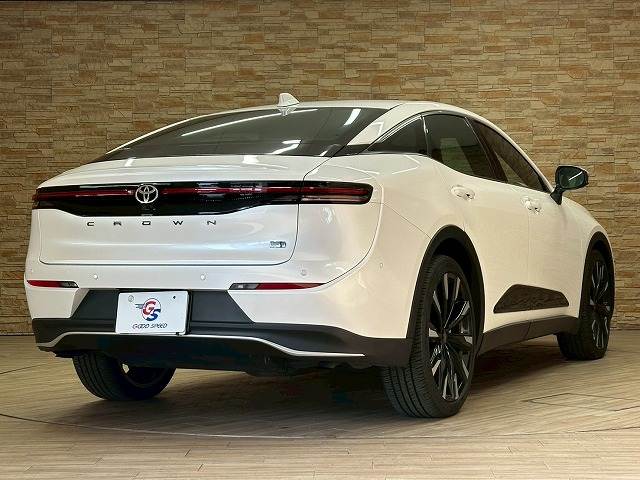 トヨタ クラウンクロスオーバーの画像16
