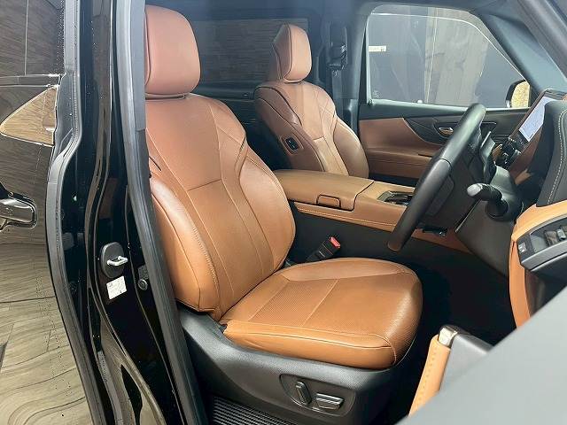 ヴェルファイアハイブリッドZ Premier 内装他