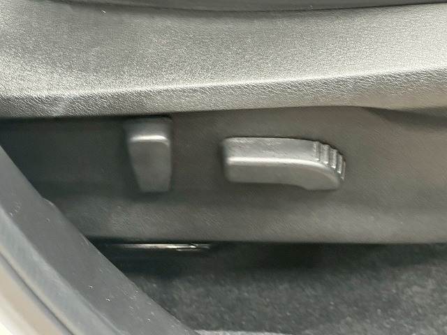 スバル フォレスターの画像12