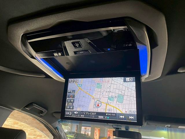 トヨタ&nbsp;アルファードの画像8