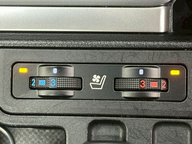 トヨタ ランドクルーザープラドの画像9