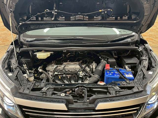 トヨタ ヴォクシーの画像18