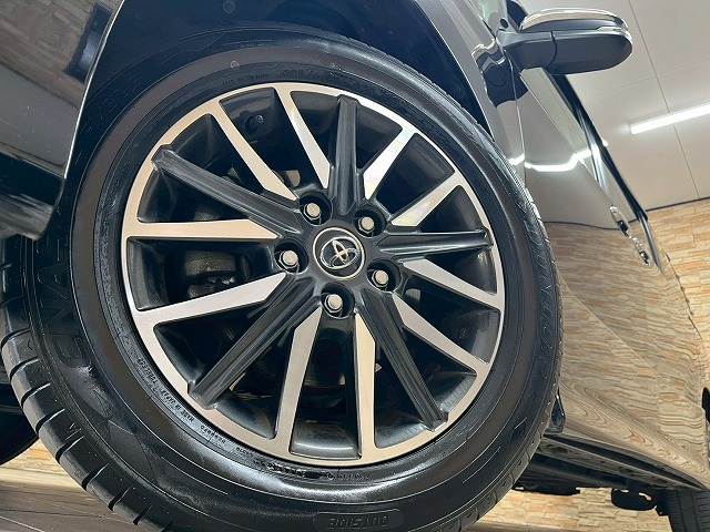 トヨタ ヴォクシーの画像19