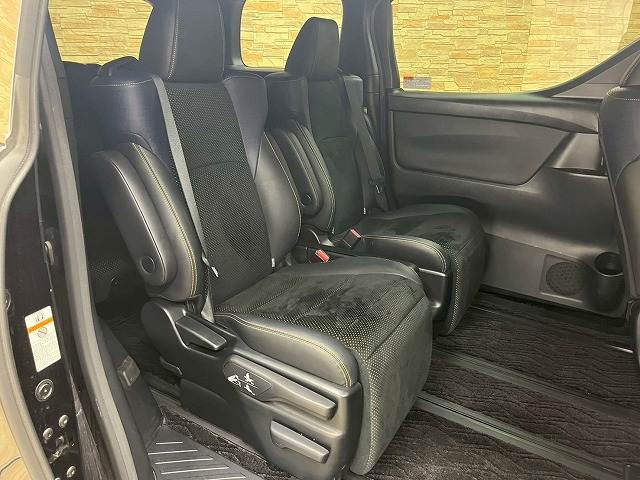 トヨタ&nbsp;ヴェルファイアの画像6