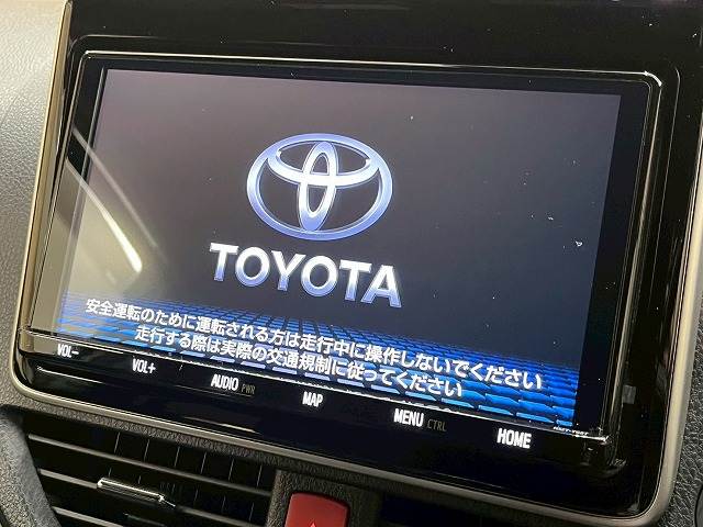 トヨタ&nbsp;ヴォクシーの画像3