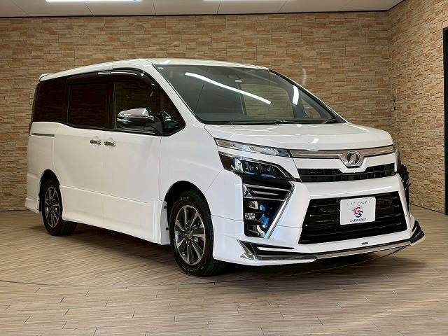 トヨタ&nbsp;ヴォクシーの画像15