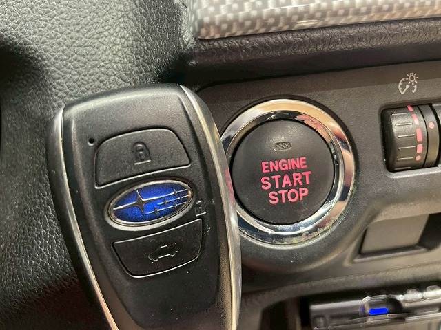 スバル&nbsp;レヴォーグの画像12