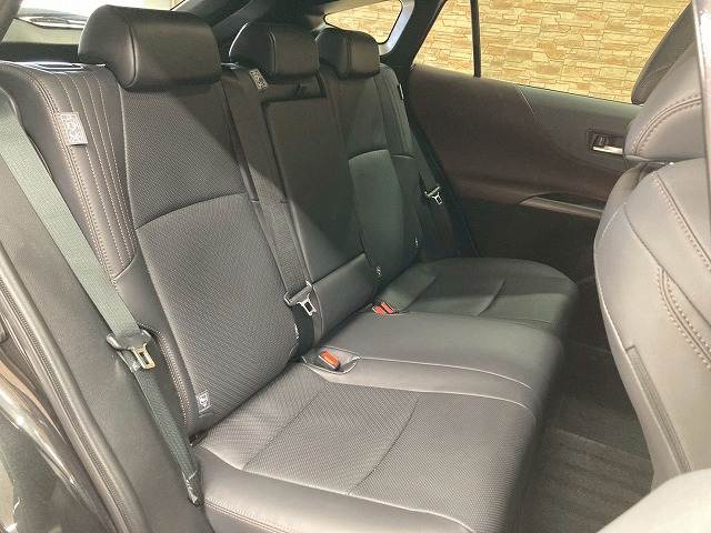 ハリアーZ “Leather Package” 内装他