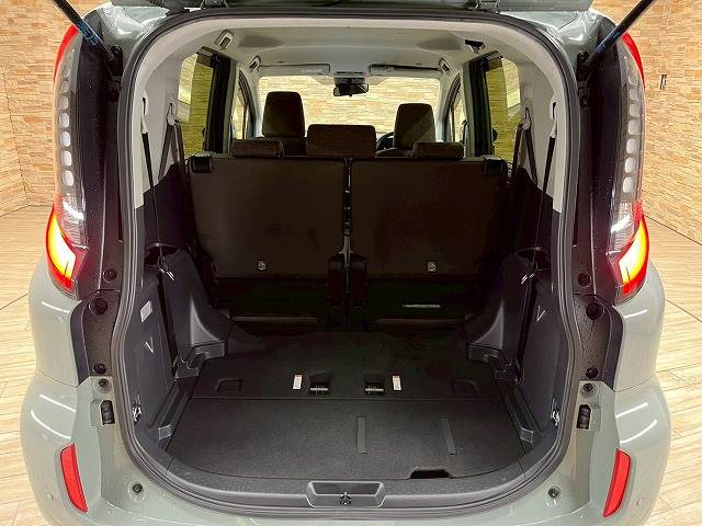 トヨタ シエンタハイブリッドの画像13