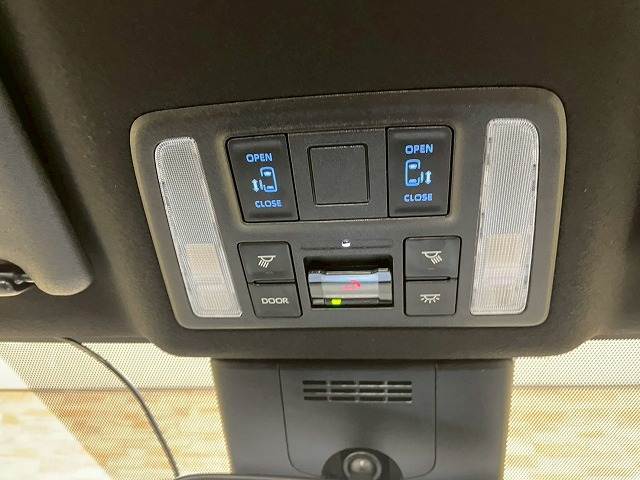 トヨタ&nbsp;ヴォクシーの画像8