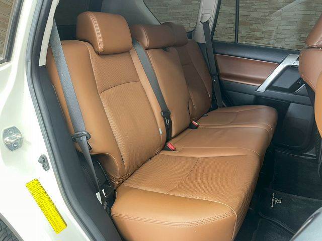 トヨタ&nbsp;ランドクルーザープラドの画像6