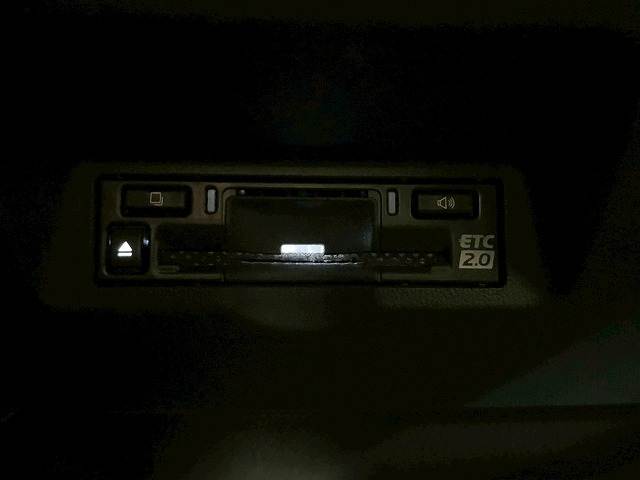 トヨタ&nbsp;ヴェルファイアハイブリッドの画像11