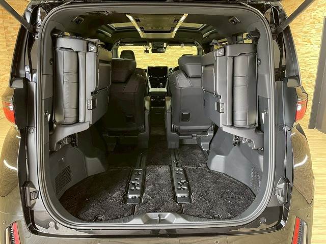 トヨタ&nbsp;ヴェルファイアハイブリッドの画像13