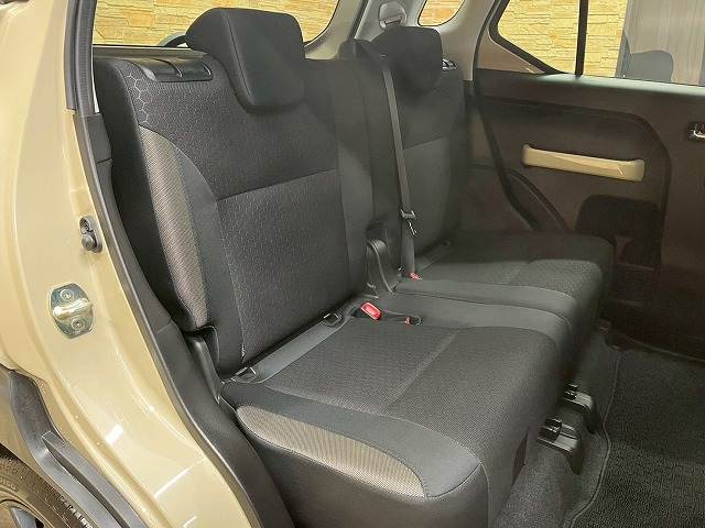 クロスビーHYBRID MZ 内装他