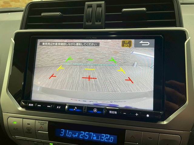 トヨタ&nbsp;ランドクルーザープラドの画像4