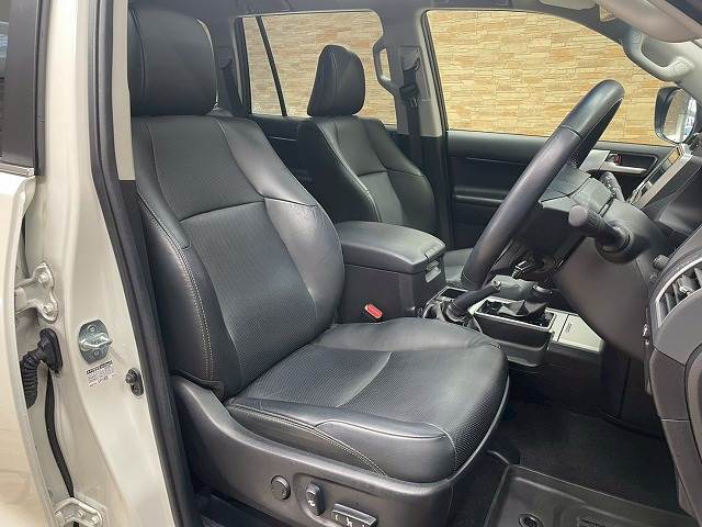 トヨタ&nbsp;ランドクルーザープラドの画像5