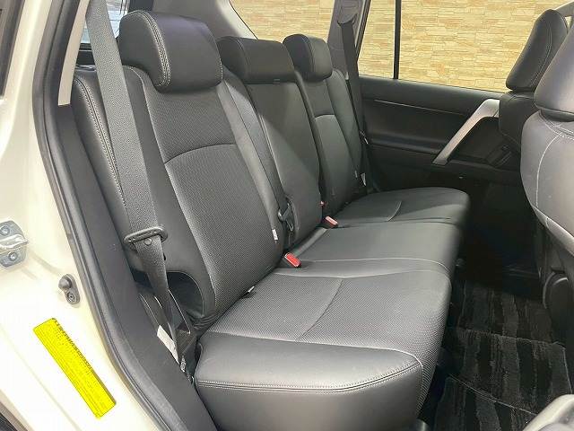 トヨタ&nbsp;ランドクルーザープラドの画像6