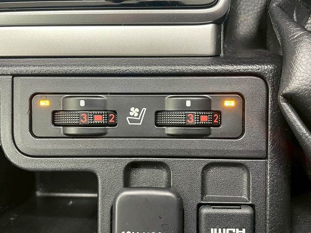 トヨタ&nbsp;ランドクルーザープラドの画像9