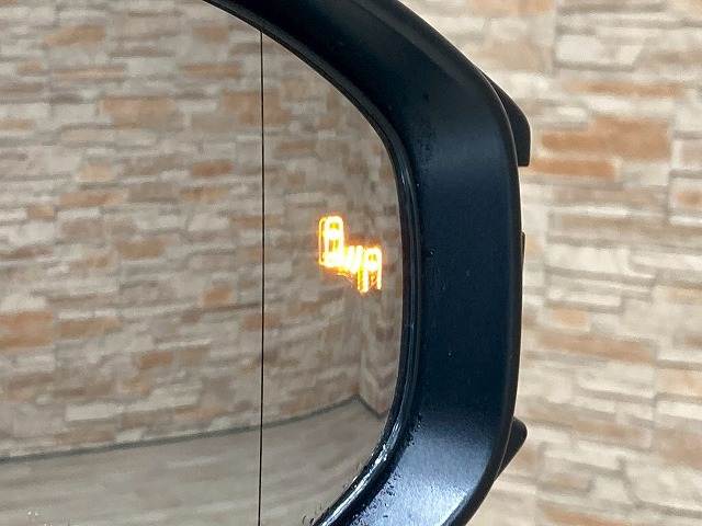 トヨタ&nbsp;プリウスの画像10