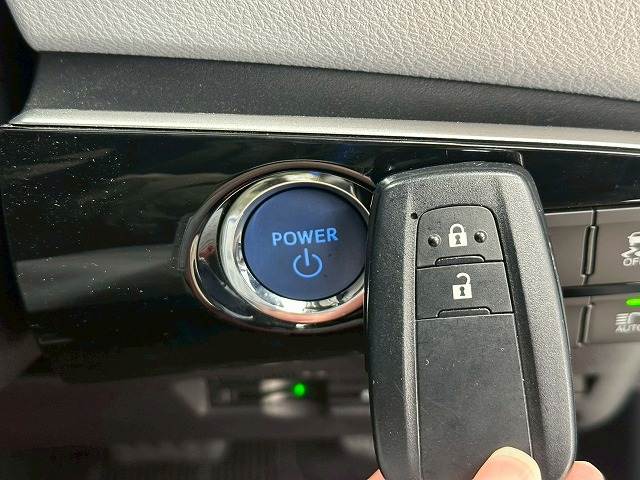 トヨタ&nbsp;プリウスの画像11