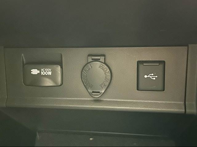 トヨタ アルファードの画像6