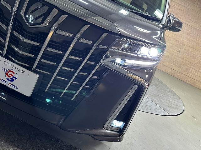 トヨタ アルファードの画像12