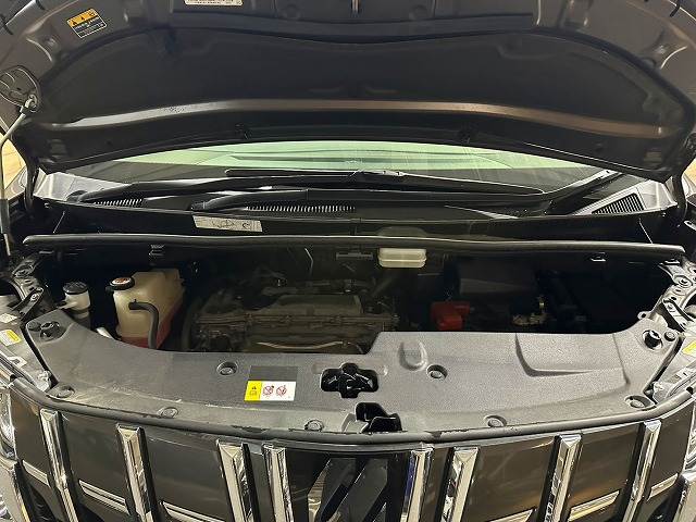 トヨタ アルファードの画像14