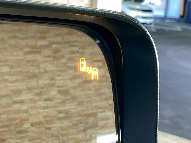 三菱&nbsp;デリカD5の画像8