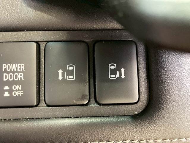 三菱&nbsp;デリカD5の画像9