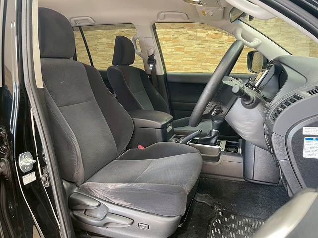 ランドクルーザープラドTX 内装他