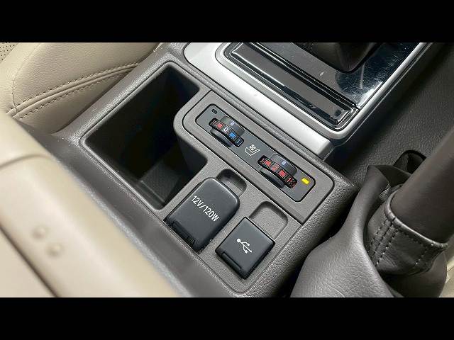 トヨタ&nbsp;ランドクルーザープラドの画像10