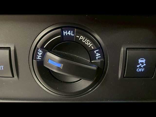 トヨタ&nbsp;ランドクルーザープラドの画像11