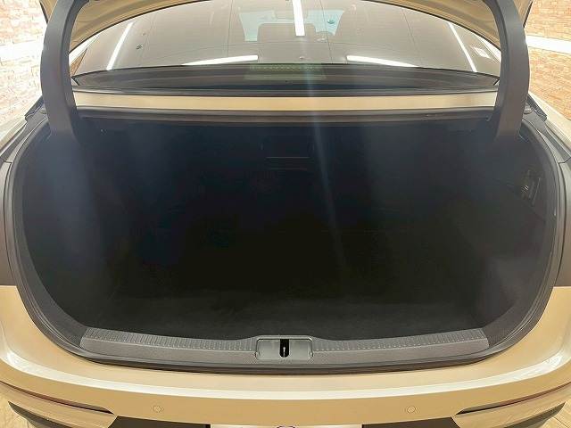 トヨタ クラウンクロスオーバーの画像13