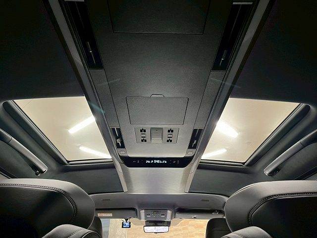 トヨタ&nbsp;ヴェルファイアハイブリッドの画像7