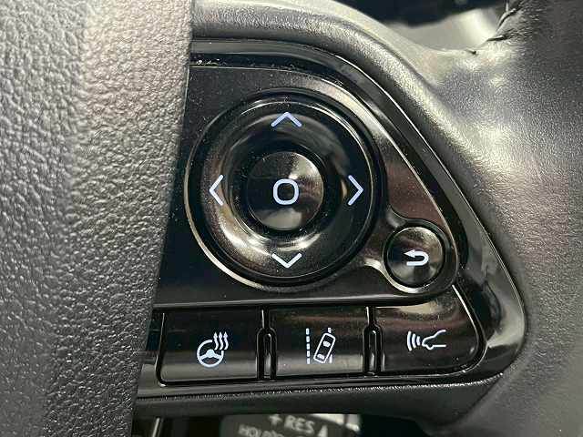 トヨタ&nbsp;プリウスPHVの画像8