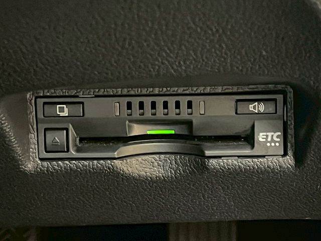 トヨタ&nbsp;プリウスPHVの画像12