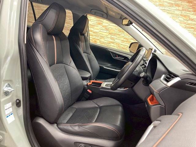 RAV4Adventure 内装他