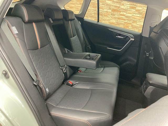 RAV4Adventure 内装他