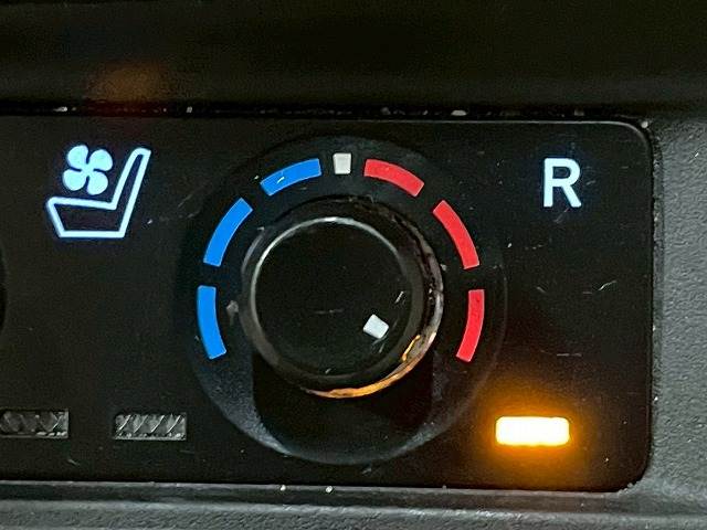 トヨタ アルファードの画像9