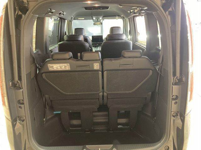 ホンダ ステップワゴンの画像13