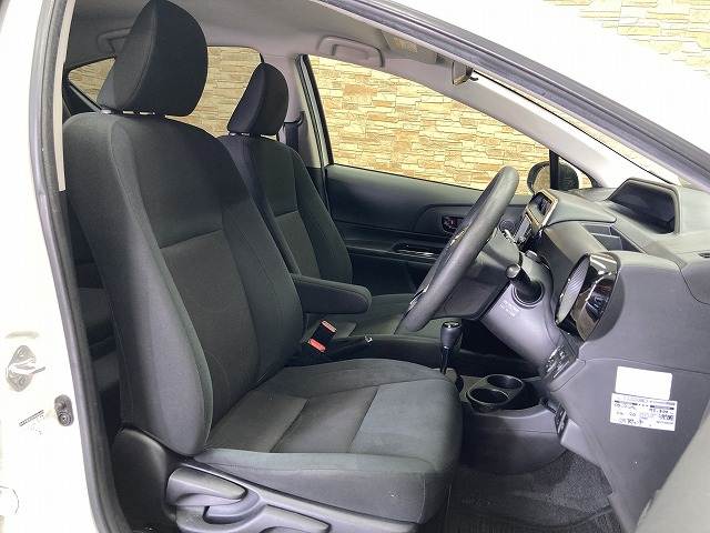 アクアS“Style Black” 内装他