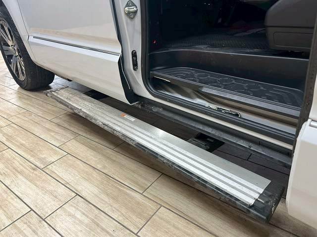 三菱&nbsp;デリカD5の画像10